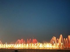 -东港音乐喷泉广场