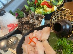 -捞王锅物料理(上海世茂广场店)