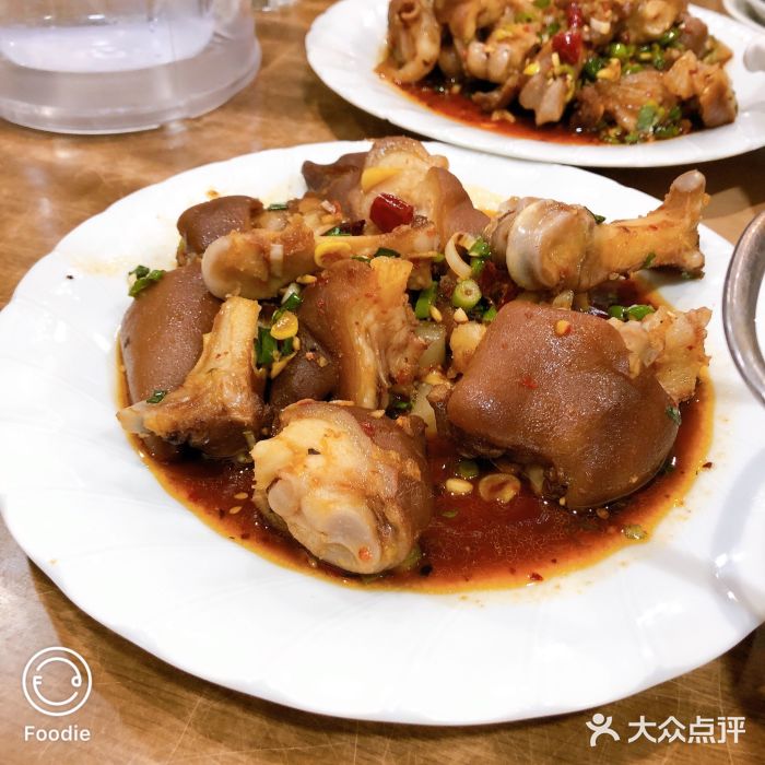方圆美味酱猪蹄图片