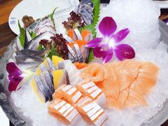 -四海一家自助餐(益田假日广场店)