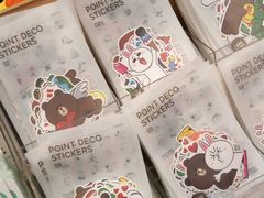 -LINE FRIENDS Garosu-gil Flagship Store