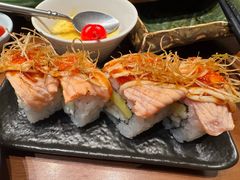 -8PINTS八品脱·日料·烧鸟·精酿小酒馆(莘庄店)