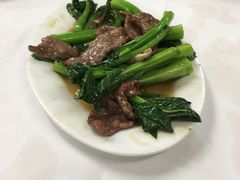 时菜炒牛肉-新陶陶酒家