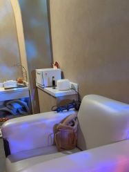 -Hi Beauty Skin 科技美肤中心