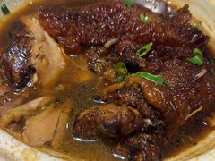 -老码头黑皮肘子锅包肉(赣水路店)