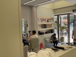 -PE SALON