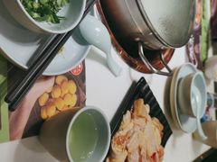 -洪氏嗨捞·猪肚鸡火锅(阳光天地店)