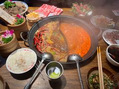 -萍姐火锅·公路夜市(武汉首店)