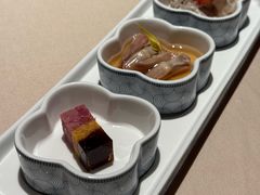-成隆行·蟹王府(淮海店)