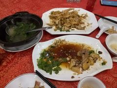 化州白切鸡-化州大众美食城(宝安老牌店)