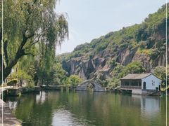 -绍兴东湖风景区