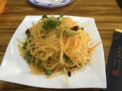 炝拌土豆丝-秦韵轩·西安小馆(贻成福地广场店)