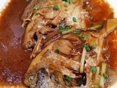 红烧小鲳鱼-上海阿潘舟山海鲜店(东宝兴路店)
