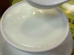 蛋白炖鲜牛奶-澳洲牛奶公司(佐敦店)