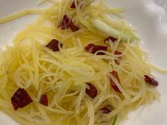 酸辣土豆丝-湘缘道客•湘缘饭店·25年湘菜馆(古墩路店)