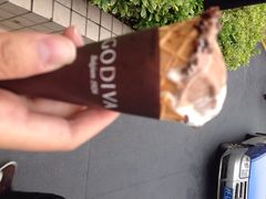 双重冰激淋-GODIVA(港汇恒隆广场)