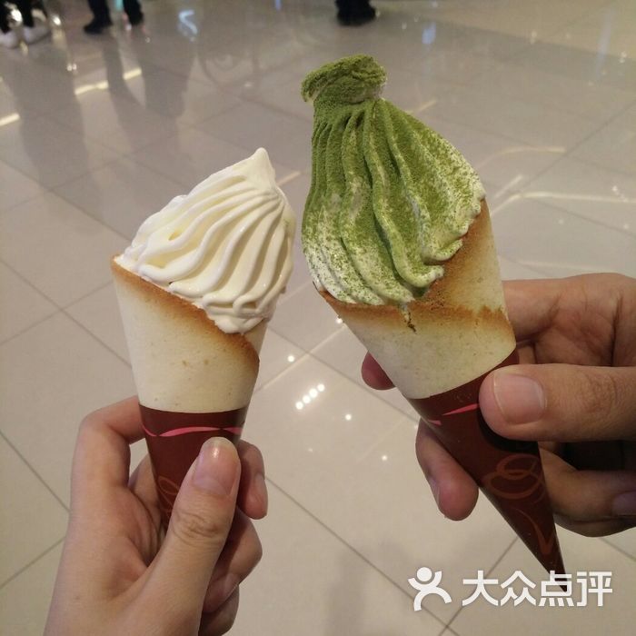 肯德基甜品站海盐原味双拼圆筒图片-北京快餐简餐-大众点评网