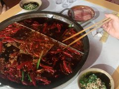-正贰捌经重庆老火锅(建设路店)