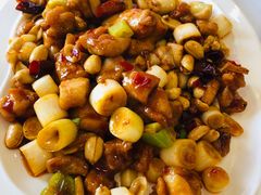 宫保鸡丁-静之湖湖畔餐厅