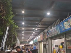 -蚝哥花姐湛江烤生蚝(美丽湾市场店)