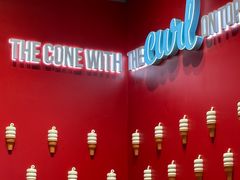 -DQ·蛋糕·冰淇淋(大宁国际商业广场店)