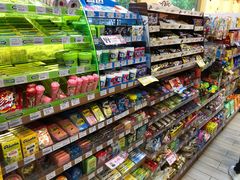 -全家便利店(秀沿路二店)