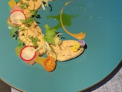 青口贝色拉-弦月窗LUNETTE BY AMANDA(复兴路店)