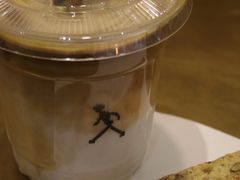 奶油葡萄干拿铁-常识咖啡common sense(春熙路店)