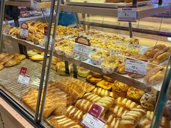 面包甜点陈列柜-山崎面包(苏州中心店)