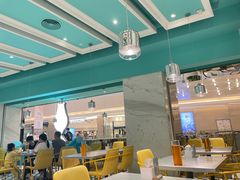 大堂-姚姚酸菜鱼·金戈戈香港豉油鸡(喜荟城联名店)