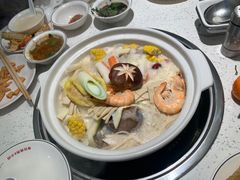 -三人行骨头王火锅(长寿店)