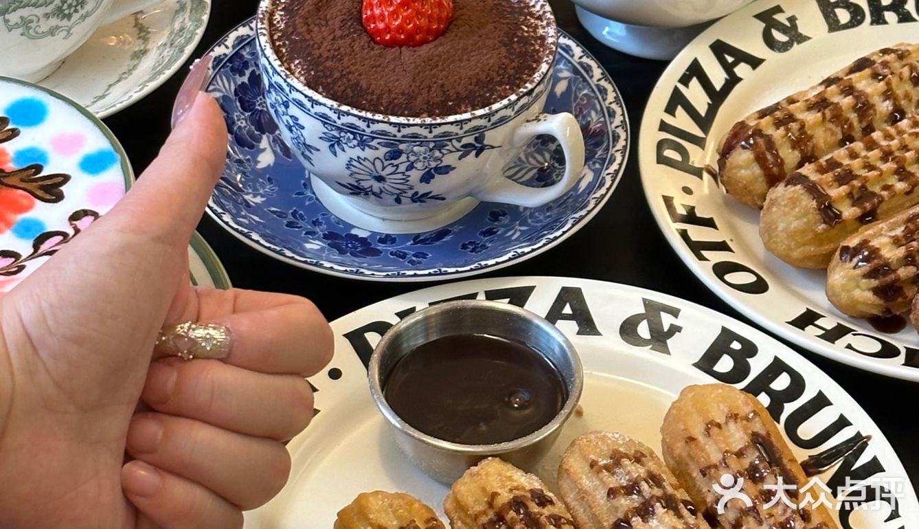 龙湖那家超火的加州餐厅 上新了！福福杯真的超好吃