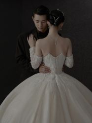 点击看大图 -至臻微拉婚纱摄影