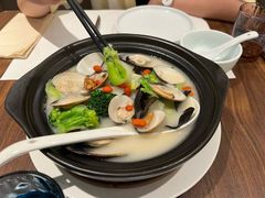 -港丽餐厅(杭大店)