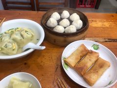 -上海特色小笼店(铁岭路90弄小区店)