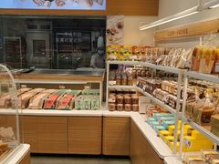 面包甜点陈列柜-爱达乐(广汉飞街店)