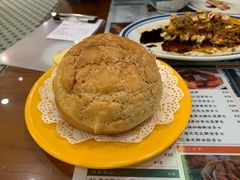 厚切黄油菠萝包-小龍鳳餐室(番禺路店)