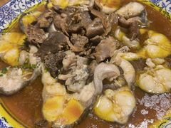 蕈油蒸河鳗鱼-得意楼蒸菜馆