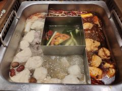 -东巴人鱼豆花火锅(幸福街店)