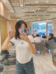 -一東造型烫发染发