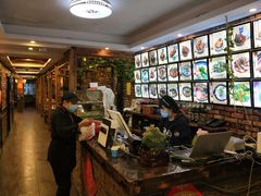 -万和春排骨砂锅米饭(湖北路店)