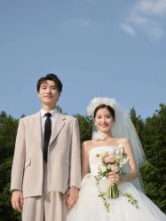 -樱花婚纱摄影