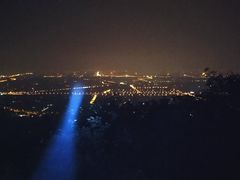 -鬼笑石后山停车场