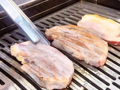 -臻牛烤肉