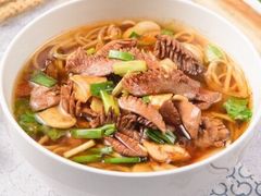 -二扁私房面馆(崂山路店)
