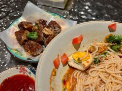 -粉八·云南米线·建水烧烤(常熟路店)