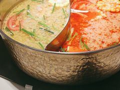 -椰子湾·海南火锅·糟粕醋·椰子鸡(正大广场店)