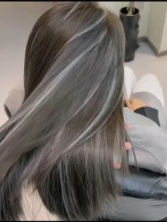 -HAIR HERE造型