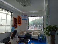 -蕾特恩专业祛痘国际连锁