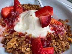 草莓脆粒慕斯-农畉LONFOOD(福田星河COCOPark店)